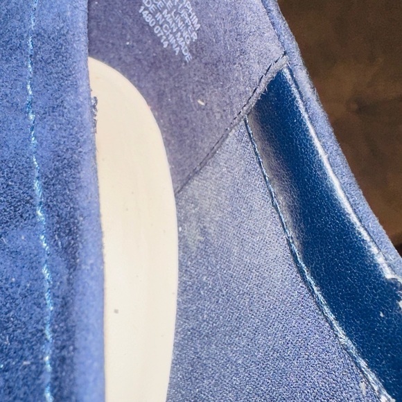 Anne Klein iFlex Suede Patient Leather Shoes. - Picture 14 of 14